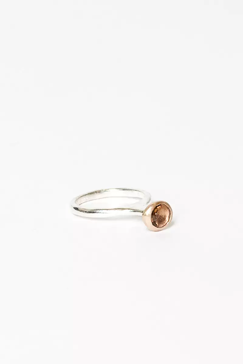 Beiquis Quartz Ring