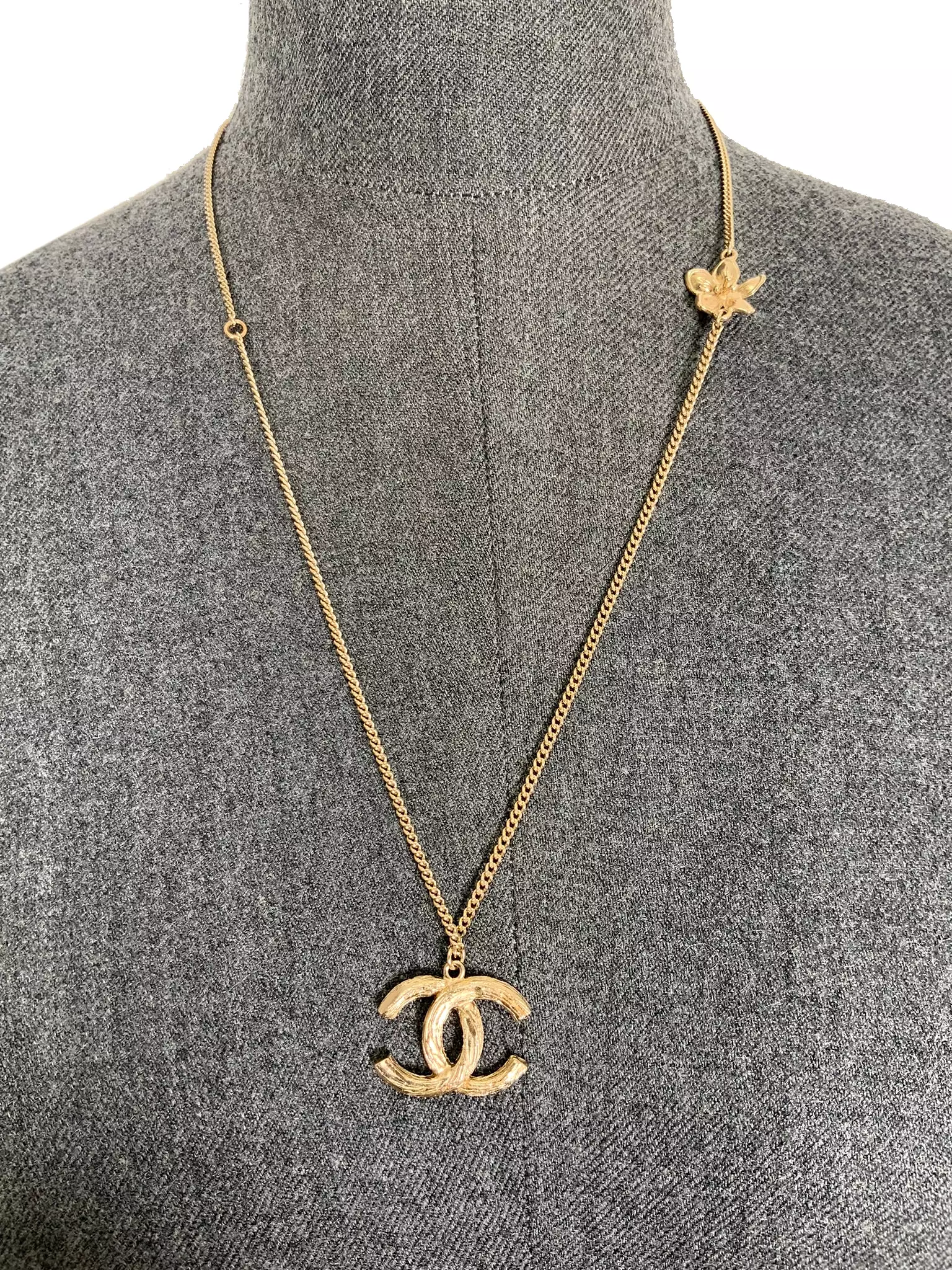 CHANEL 10P CC Camellia Flower Chain Link Necklace