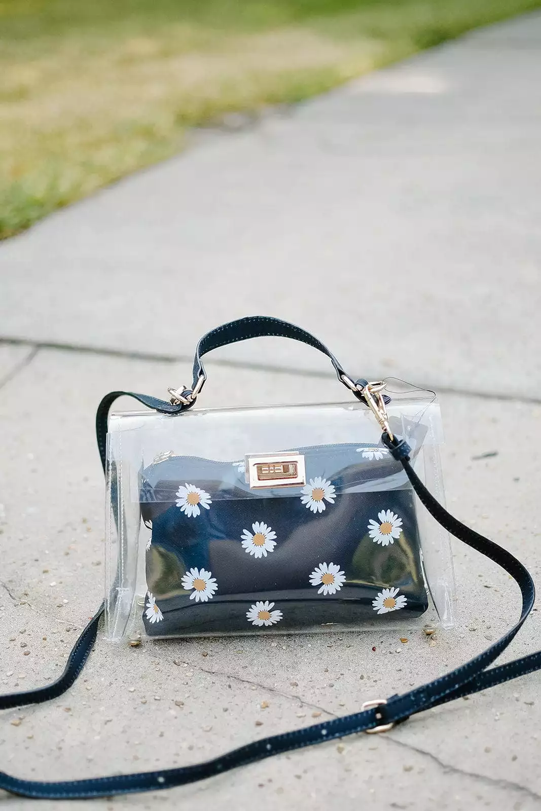 Clear Handbag with Daisy Pouch