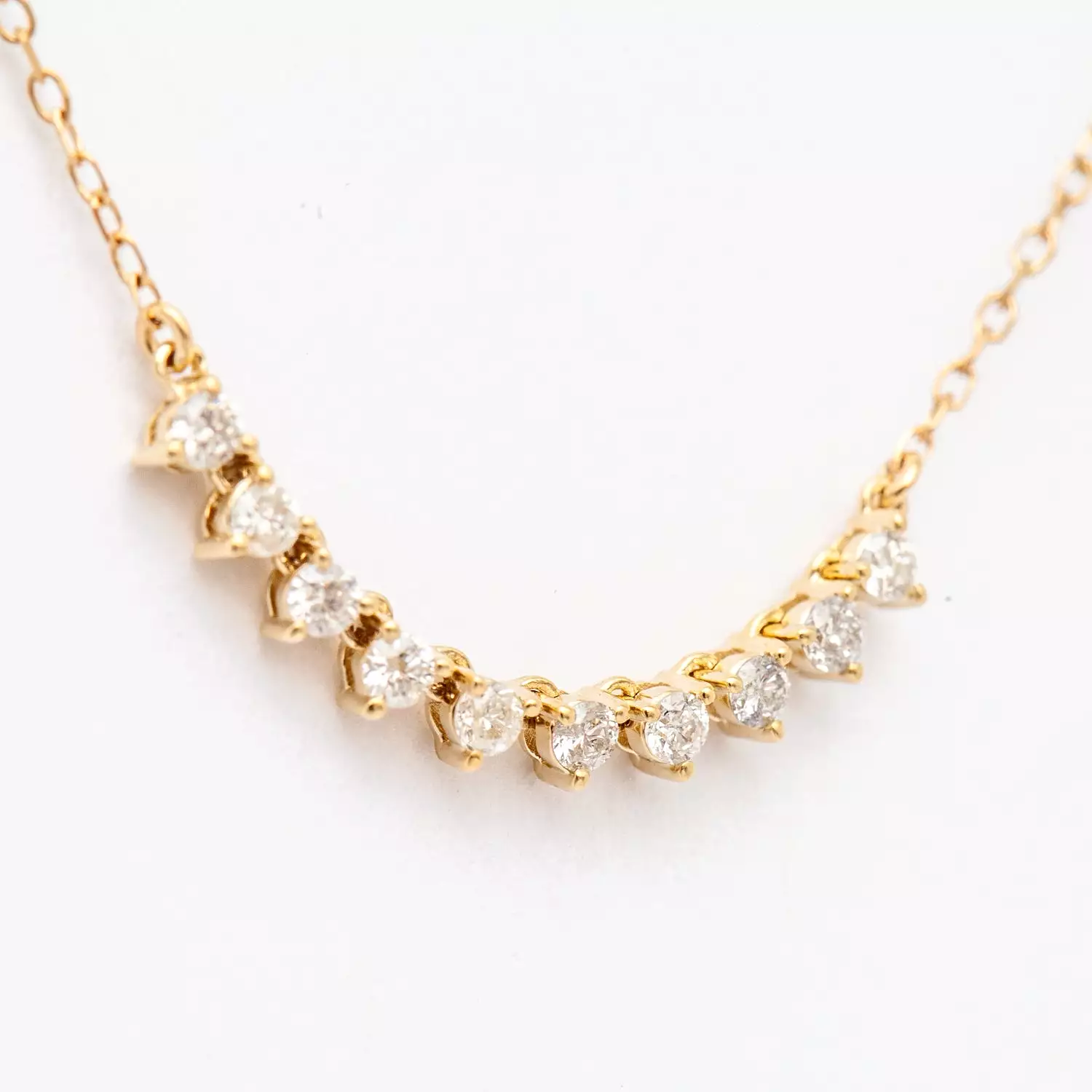 Diamond Rounds Chain Necklace