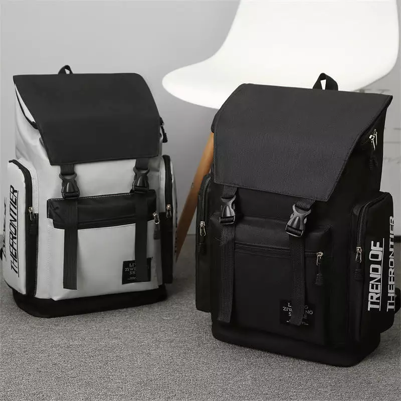 Large-capacity fashionable and cool travel backpack