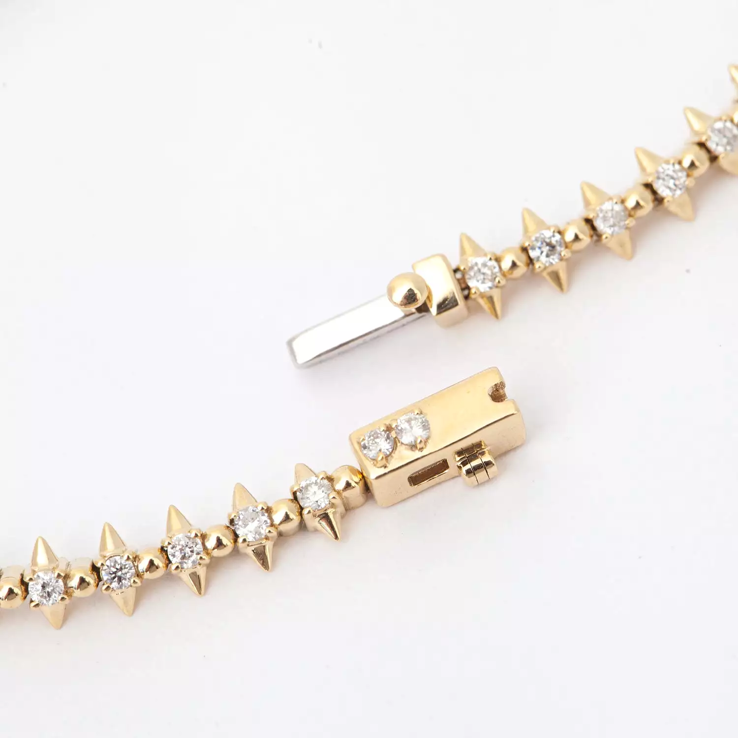 London Diamond Spike Tennis Bracelet