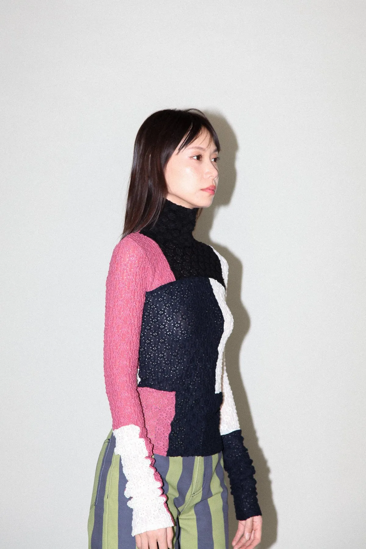 Paneled Fleur Turtleneck - Mixed