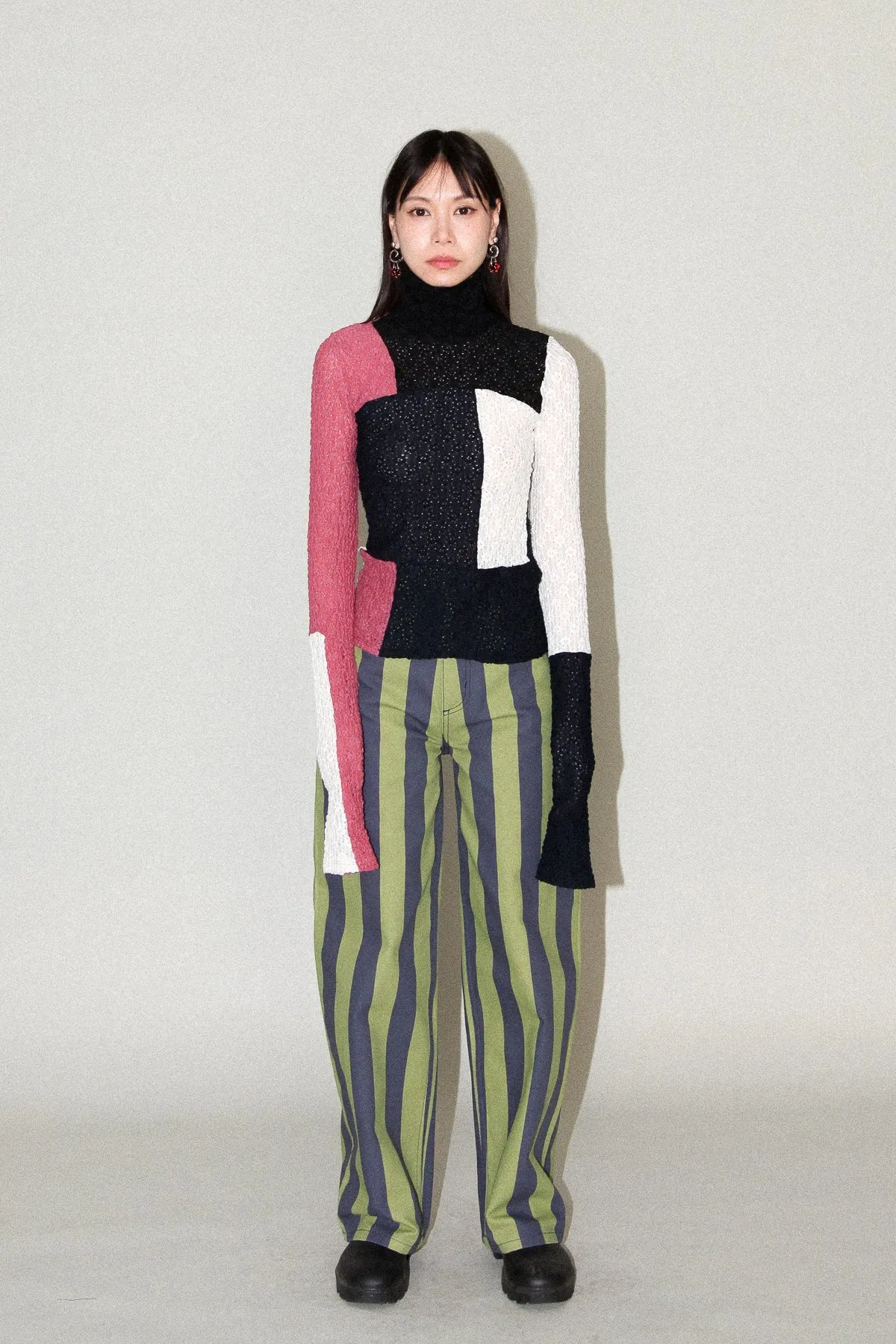 Paneled Fleur Turtleneck - Mixed