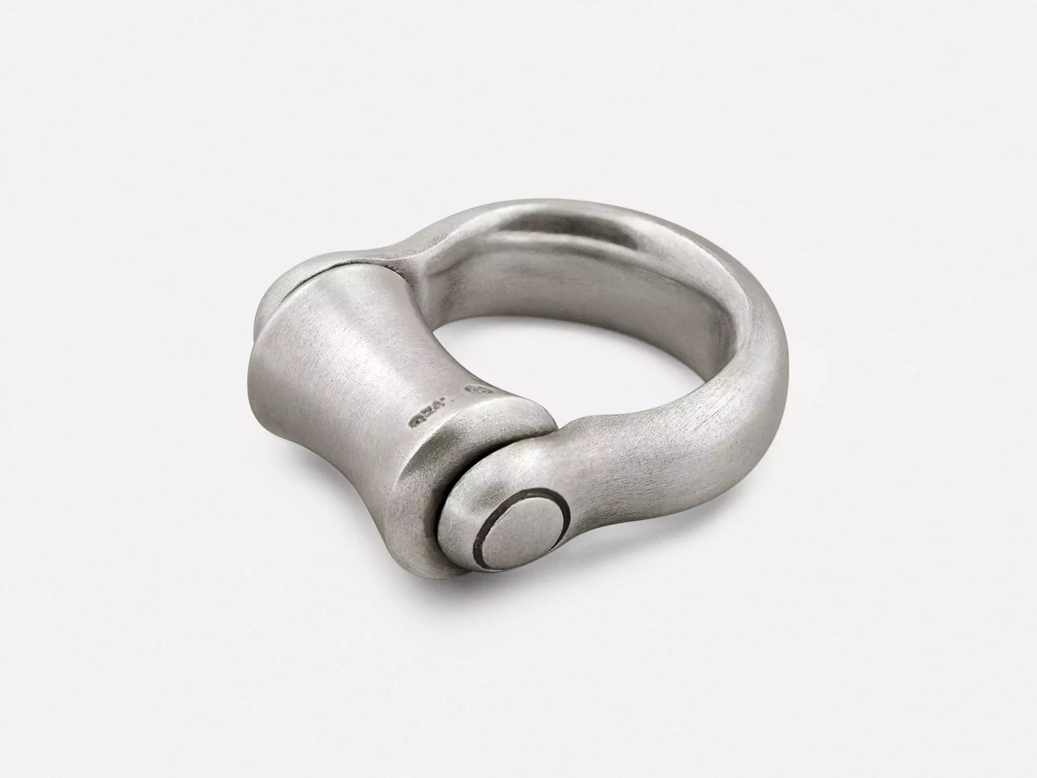 Roller Ring in Sterling Silver